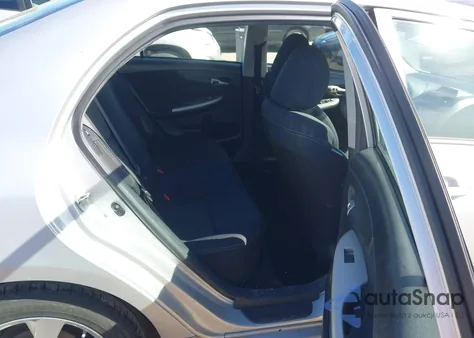 2013 Toyota Corolla S z USA, uszkodzony, nr VIN 5YFBU4EE2DP191084